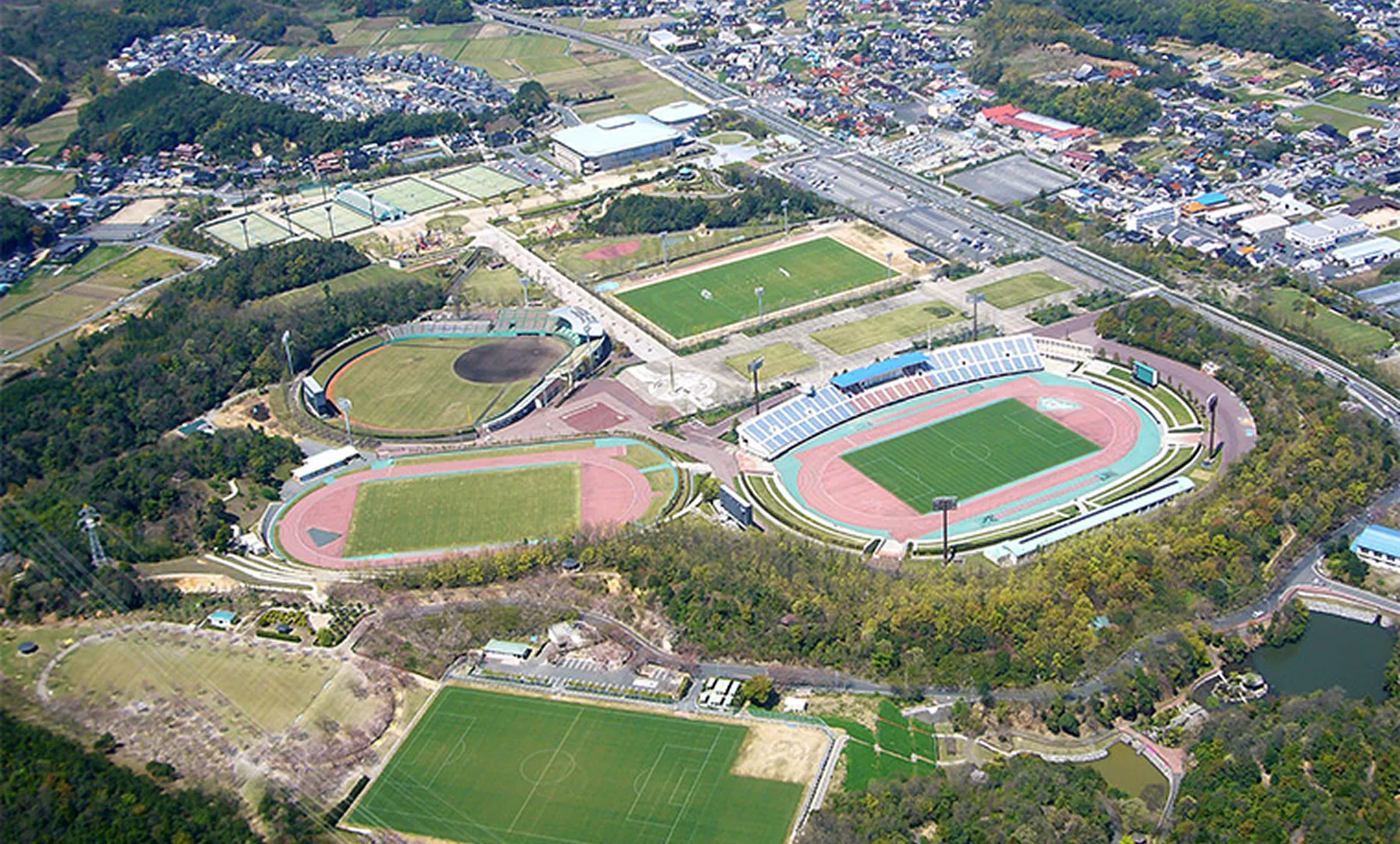 鳥取に根づいている、ヤマタスポーツパークの全景
